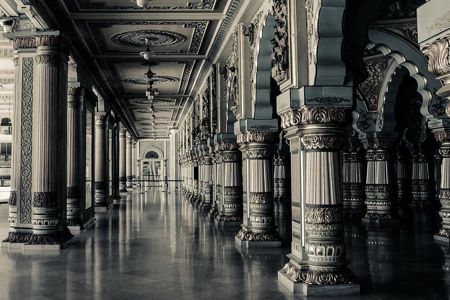 empty hallway with concrete pillars, interior, columns, architecture, HD wallpaper