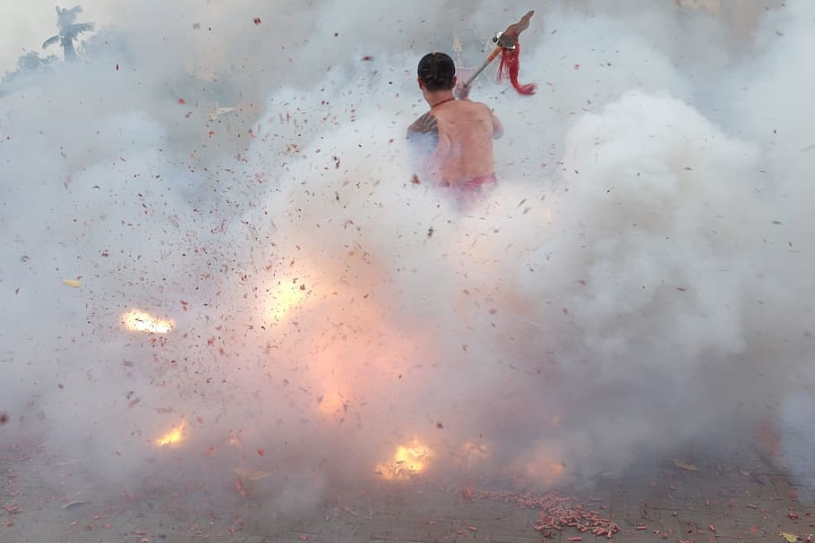 Firecracker, Psychic, Temple, three crown princes, people, shirtless HD wallpaper
