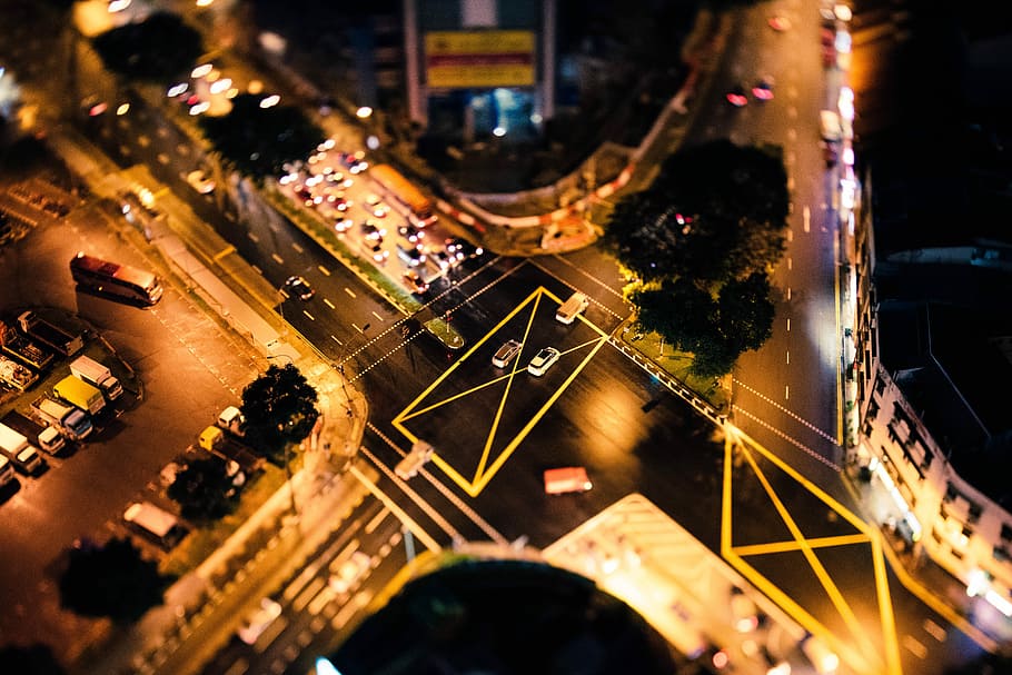 bird's eye photography of crossing high way, aerial view photography of cars on road during nighttime HD wallpaper