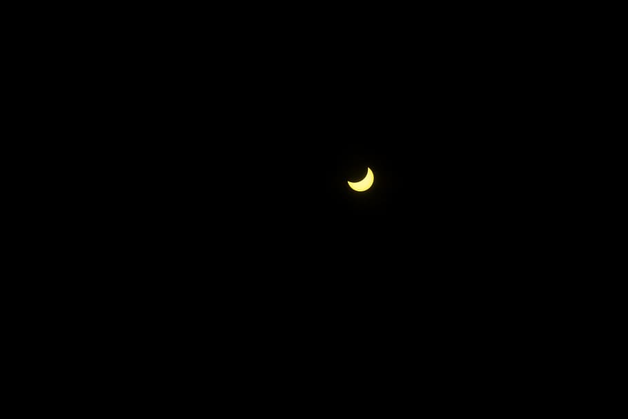 Solar eclipse, moon, night, space, astronomy, sky, copy space HD wallpaper