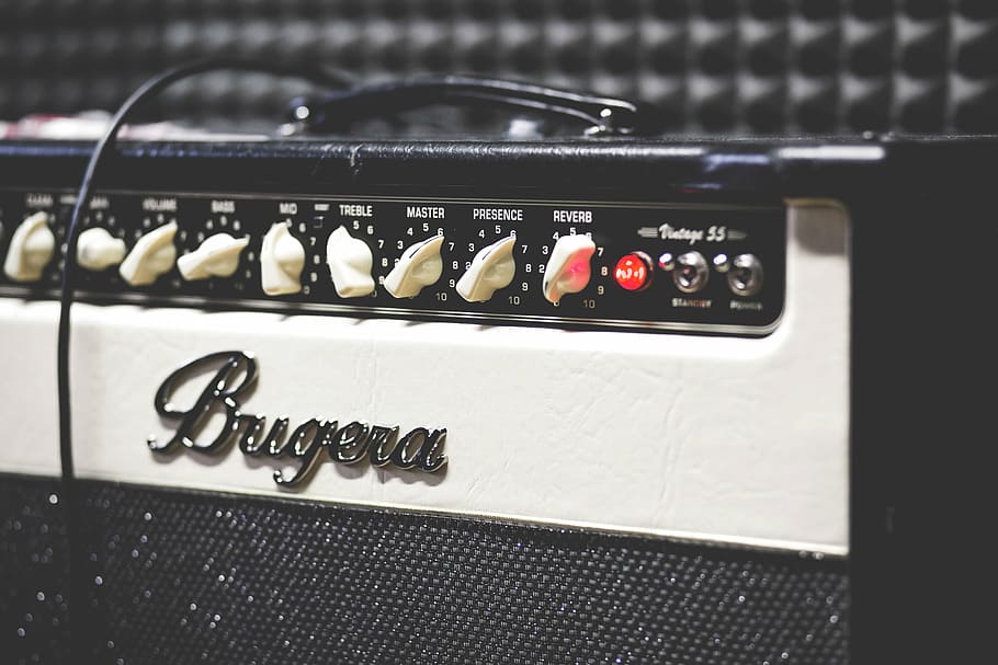 vintage guitar amp wallpaper