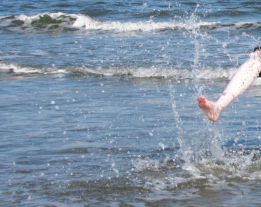 Step, Cold, Water, Beach, Inject, sea, one person, motion, splashing HD wallpaper