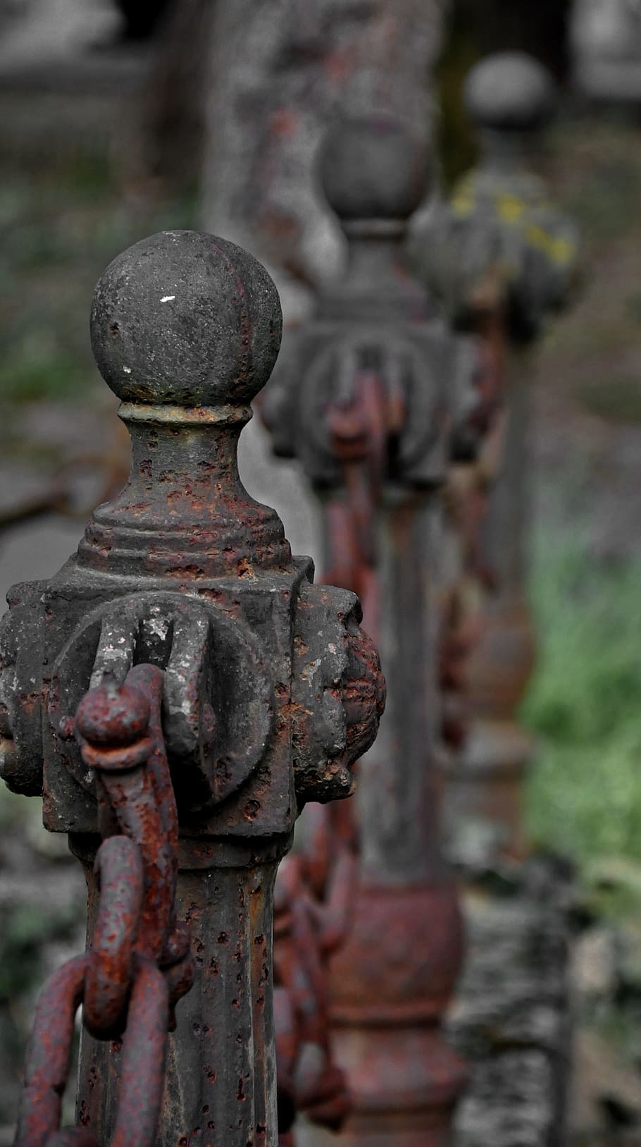 Columns, Macro, line, old, architecture, focus on foreground HD wallpaper