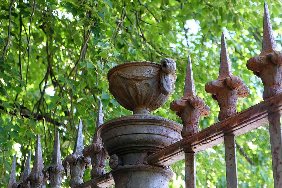 fence, architecture, grille, vase, ornament, small sculptures HD wallpaper