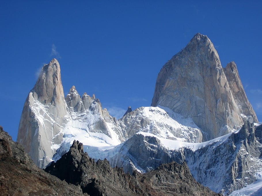Peaks of Cerro Torre in Argentina, photos, mountains, nature