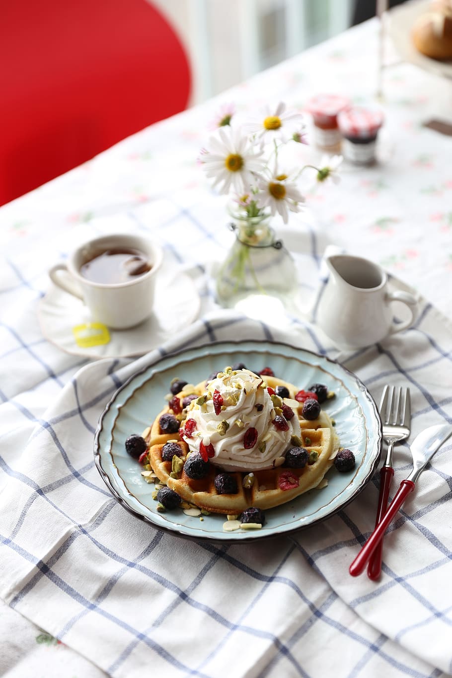 round waffle on white plate, tea time, dessert, food and drink HD wallpaper