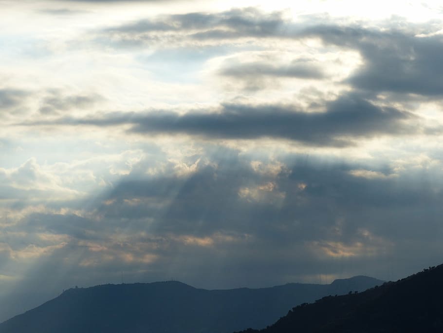 clouds, sunbeam, hidden, covered, gloomy, weird, ligurian coast HD wallpaper