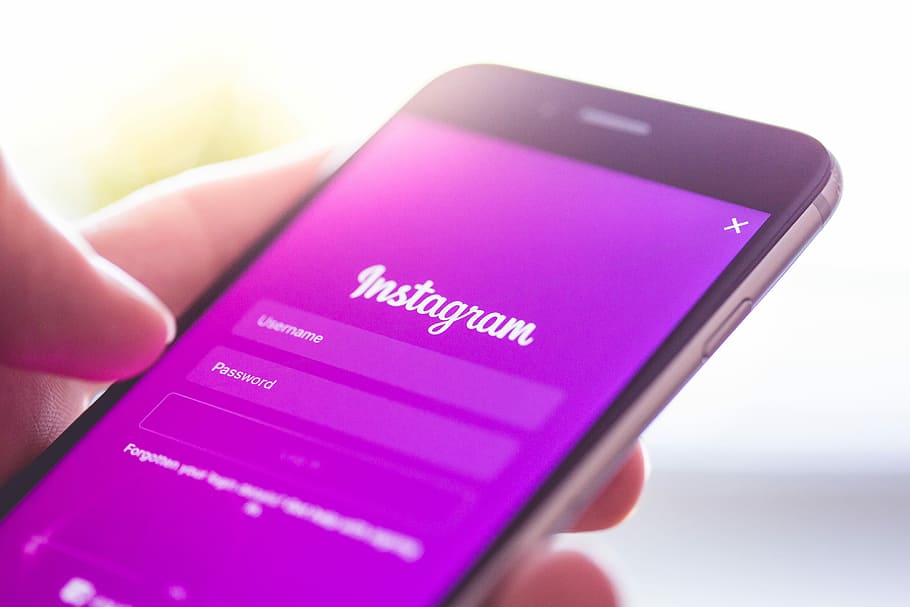 Instagram New Feature: Instagram introduces new feature 'flipping display  picture'. Check details here - The Economic Times