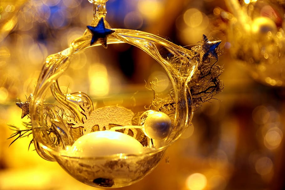 gold basket with star decor, christmas, christmas lights, snow, HD wallpaper