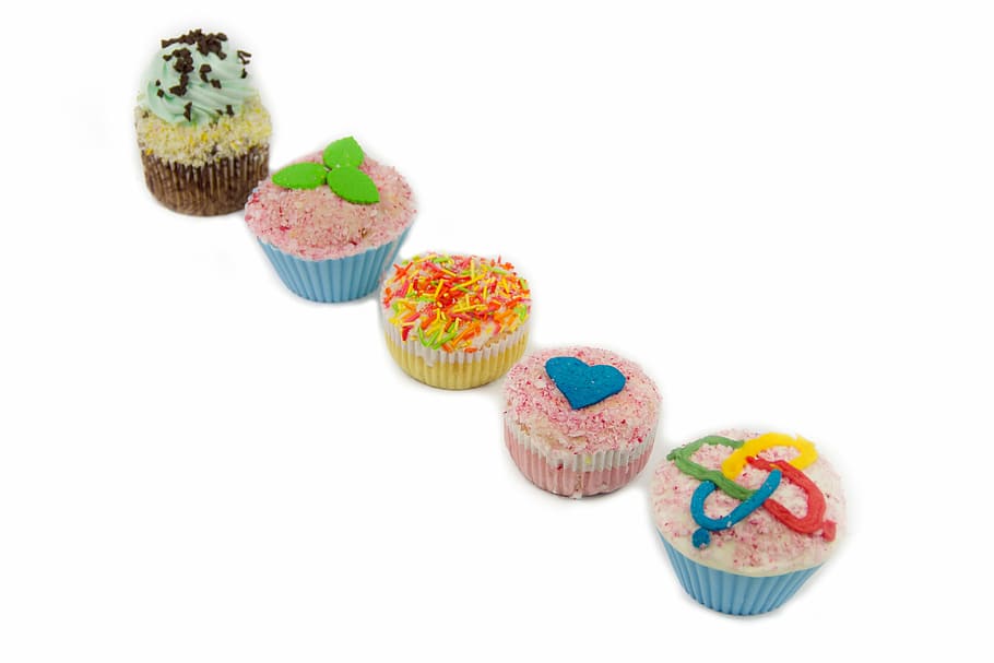 cupcakes, sweets, bakery, delicious, cream, design, dessert HD wallpaper