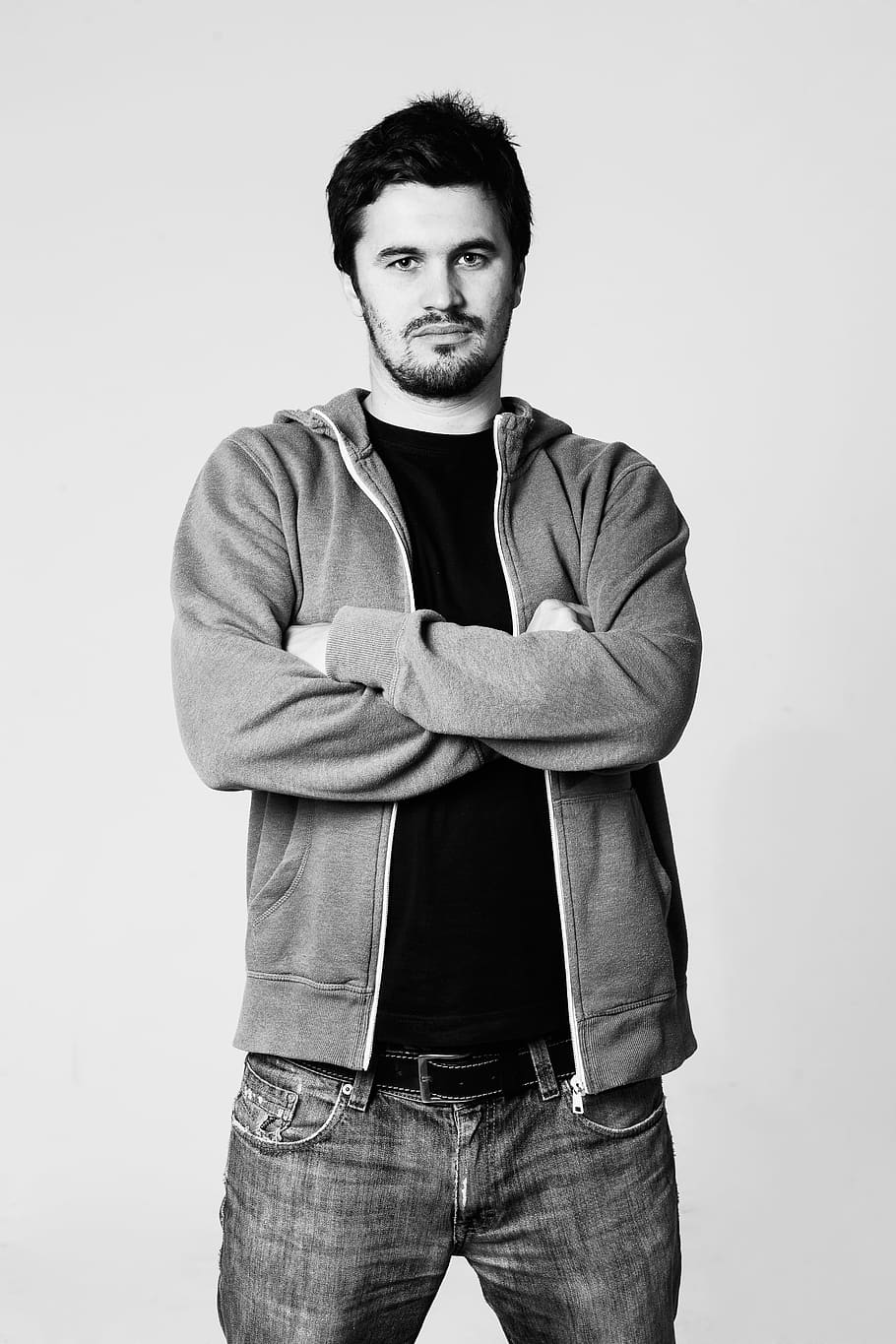 man wearing gray full-zip hoodie, portrait, character, beard HD wallpaper