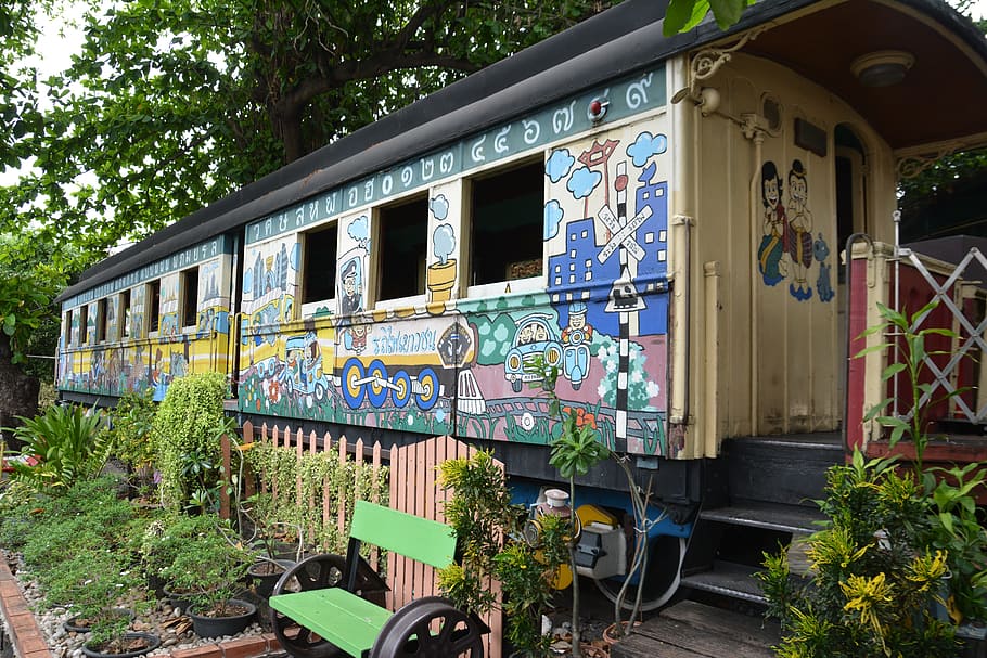 train, carriage, garden, home, railway, travel, railroad, green, HD wallpaper