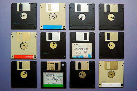 assorted-color disc lot, flat lay, floppy disc, disk, vintage HD wallpaper