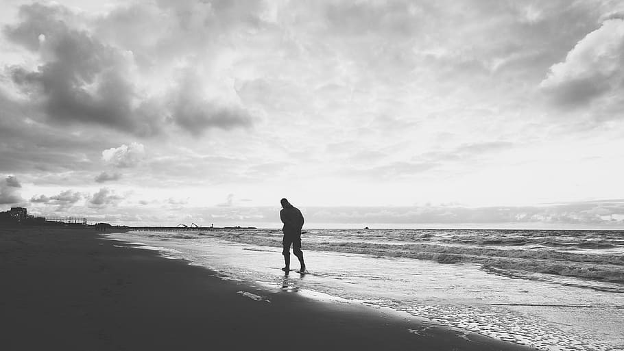 grayscale photo of person walking seashore, man, externally HD wallpaper
