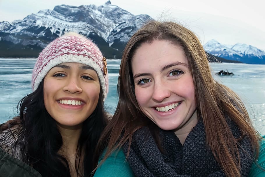 abraham lake, selfie, mountain, smiling, women, outdoors, snow, HD wallpaper