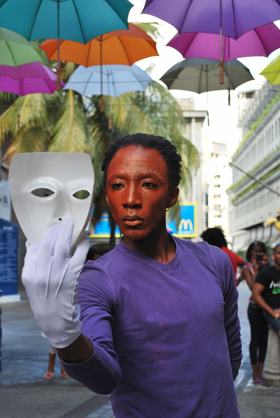 Man, Mask, Performance, Street, umbrellas, black, show, two HD wallpaper