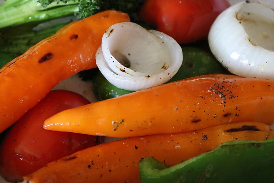 veggies, vegetables, peppers, tomatoes, onions, broccoli, ingredient HD wallpaper