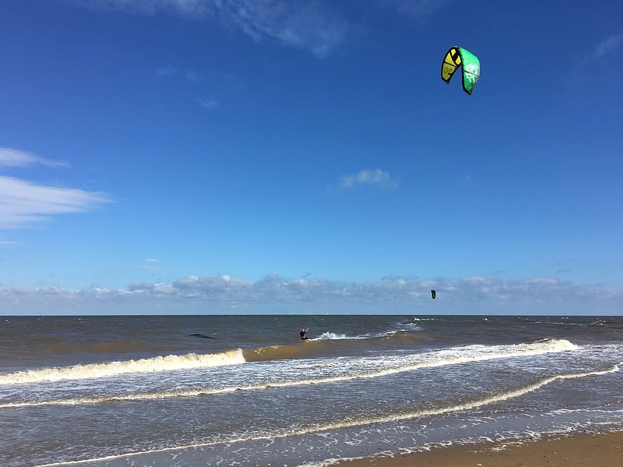 beach, norfolk, paragliding, sea, water, sport, sky, extreme sports HD wallpaper