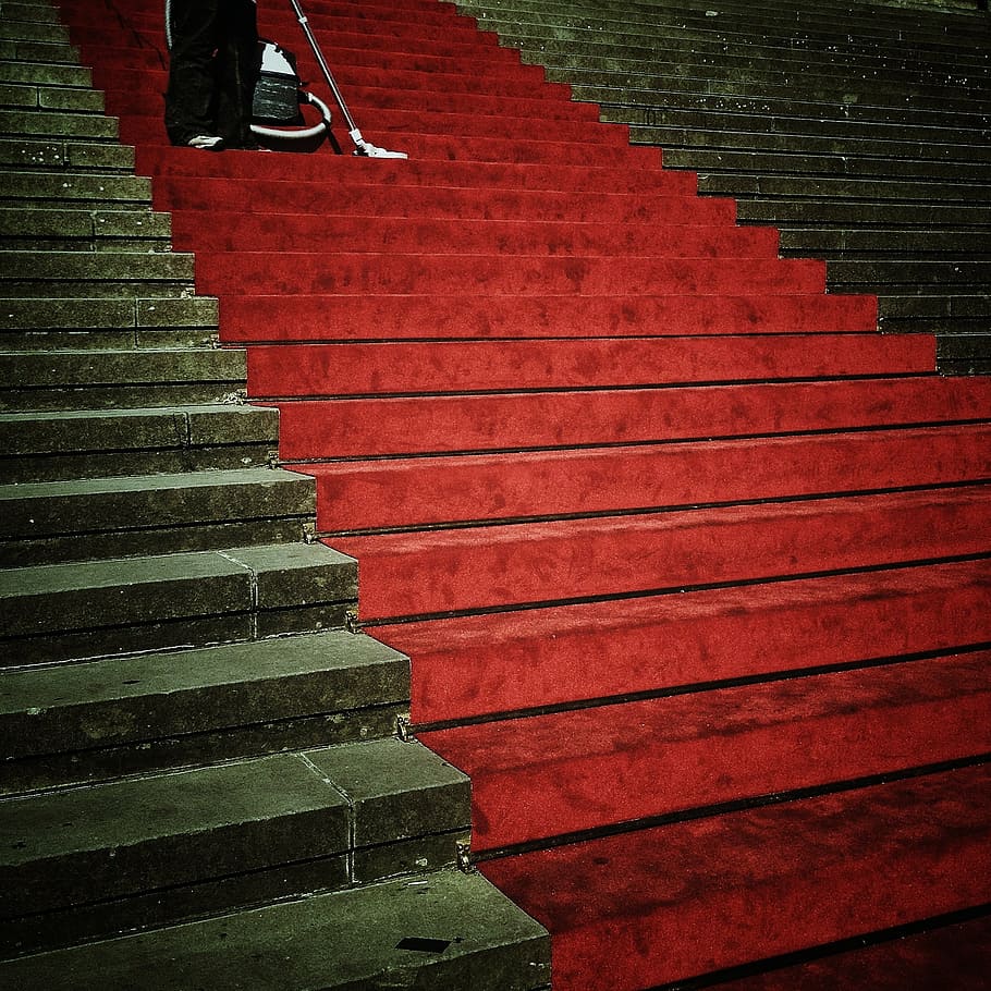 red carpet on stairs, emergence, input, perspective, prominent HD wallpaper