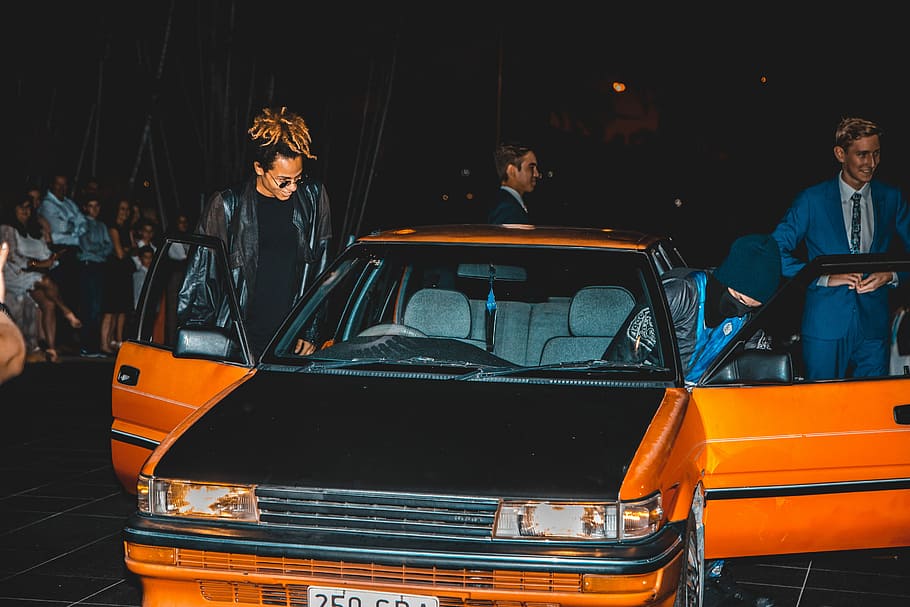 Rappers ‘n’ shit, man in black jacket about to sit in car, HD wallpaper