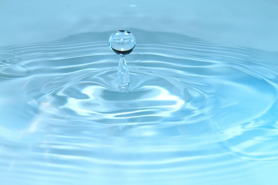 clear liquid, drop, water, macro, rippled, motion, blue, splashing HD wallpaper