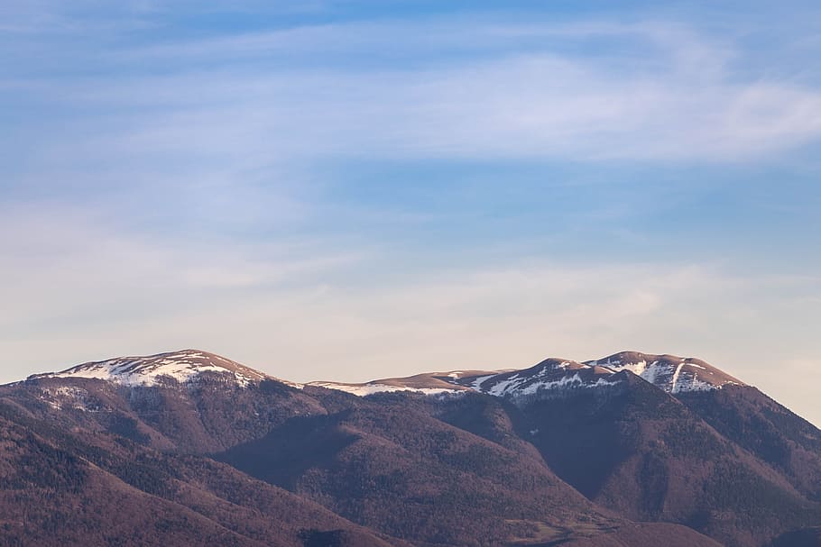 landscape photography of mountain range under clear blue sky, landscape photography of mountain HD wallpaper