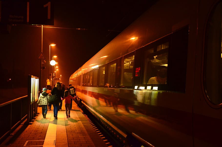 HD wallpaper: Night, Railway Station, Lights, lighting, train, travel, late  | Wallpaper Flare