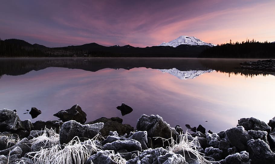 reflection of sky on water, panoramic view on gray mountain and body of water HD wallpaper