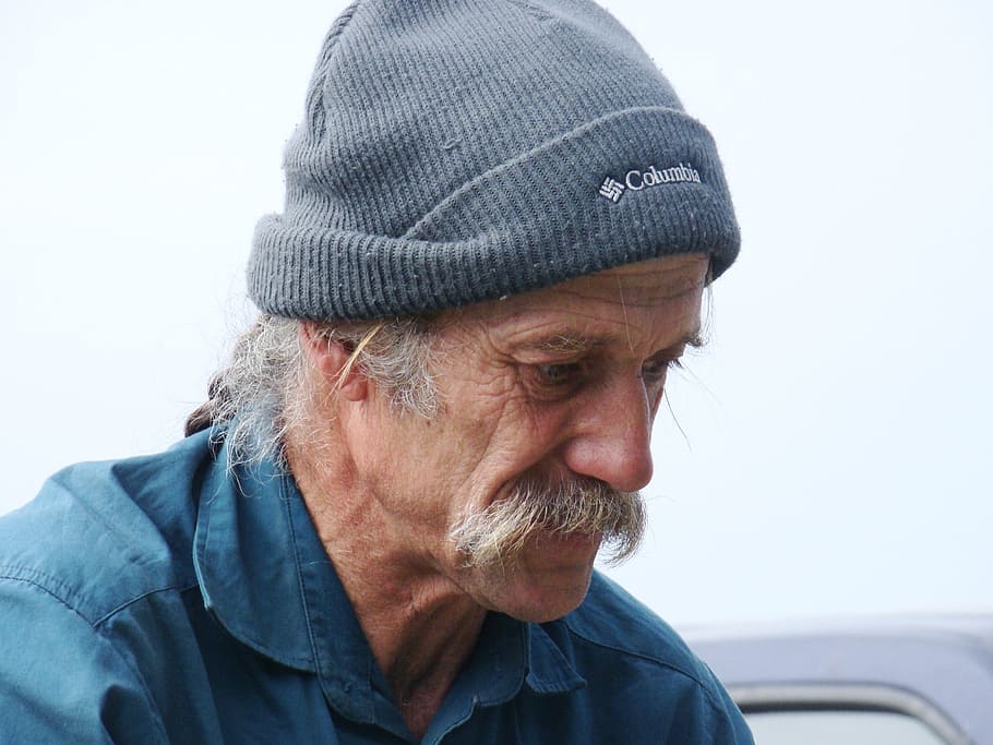 man, beard, person, old, fisherman, wholesale, headshot, portrait HD wallpaper