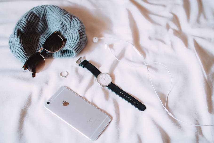 round silver-colored analog watch with black strap, iphone HD wallpaper