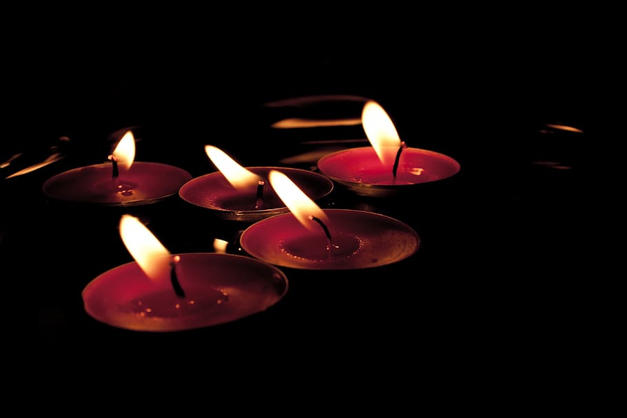 Candles, Wind, Blow, Flutter, Water, red, bill, candlelight HD wallpaper