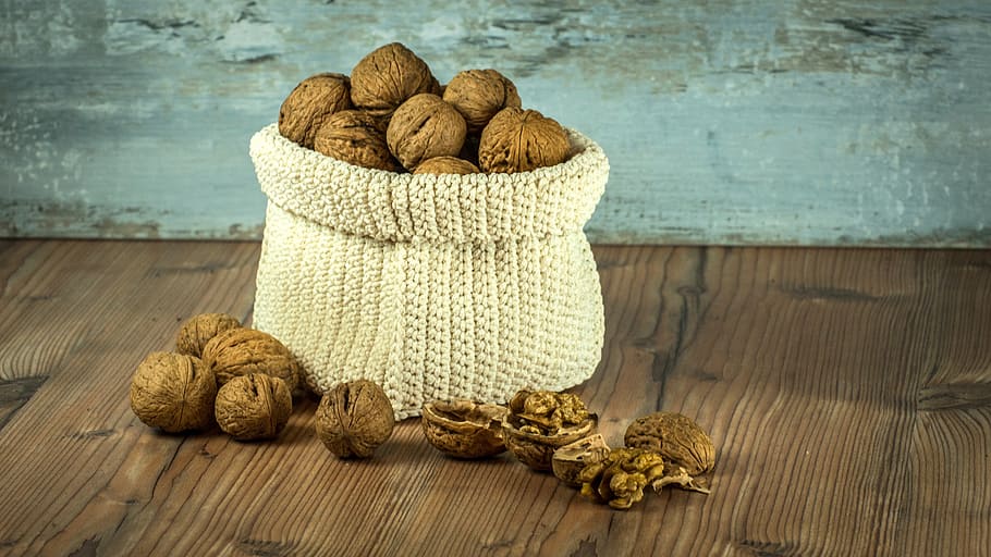 bunch of nuts in knitted basket, crop, bag, brown, health, background HD wallpaper