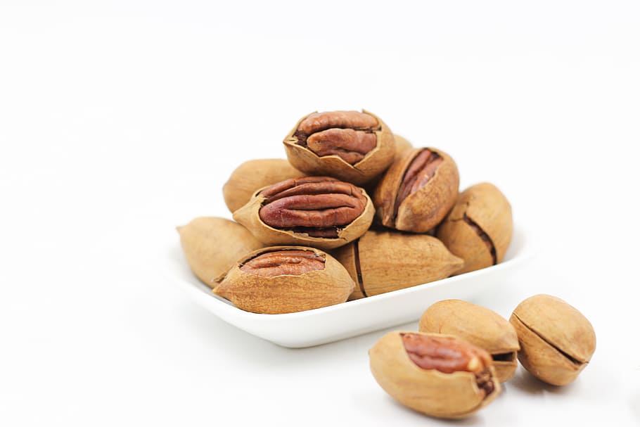 pecans, nut, walnuts, food and drink, white background, studio shot HD wallpaper