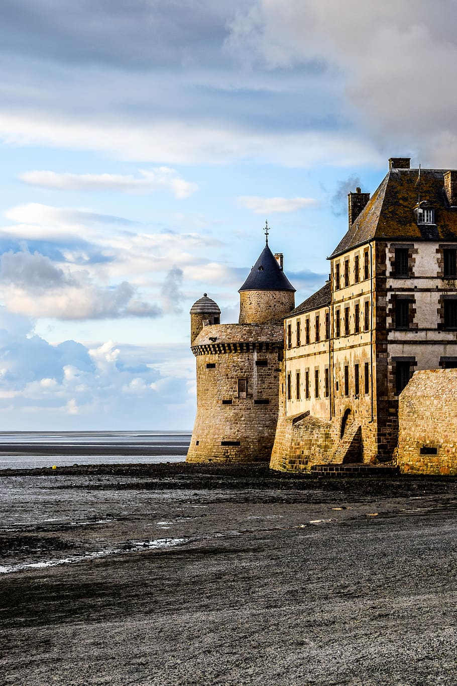 architectural photography of brown house, Mont Saint Michel, Abbey, HD wallpaper