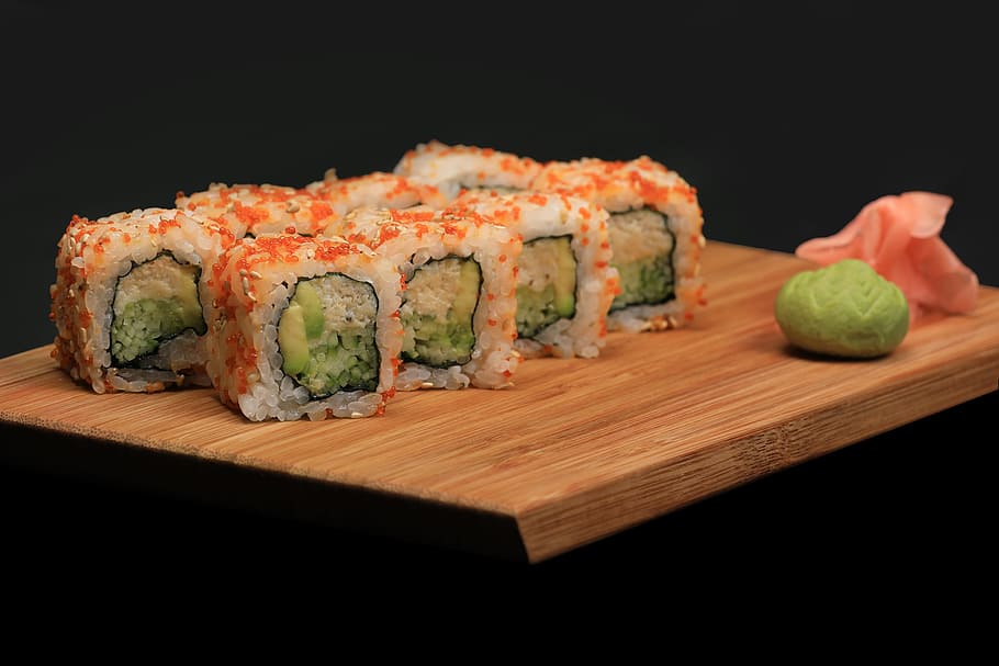 sushi on brown wooden chopping board, maki, japanese, fish HD wallpaper