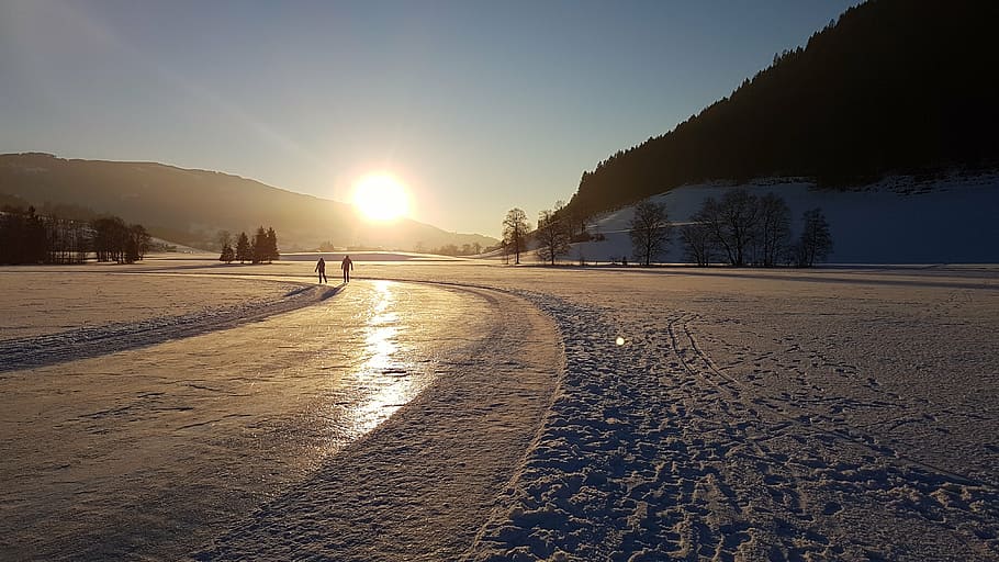 skating, snow, ice, landscape, sunset, lens flare, sunlight HD wallpaper