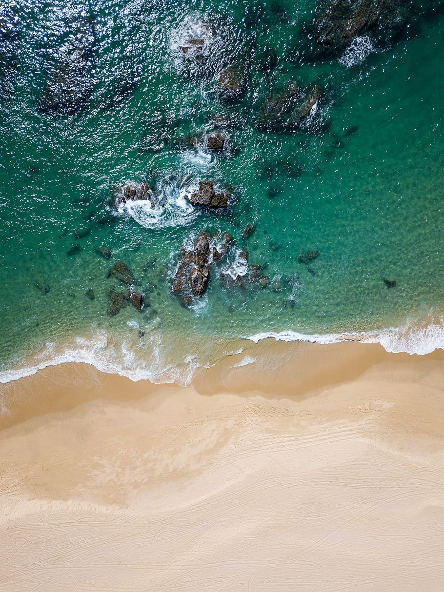 aerial photo of seashore, aerial shot of white sand beach, aerial view HD wallpaper