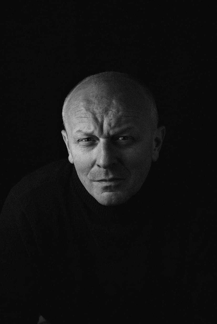 man, portrait, face, person, ale portrait, picture, theatre HD wallpaper