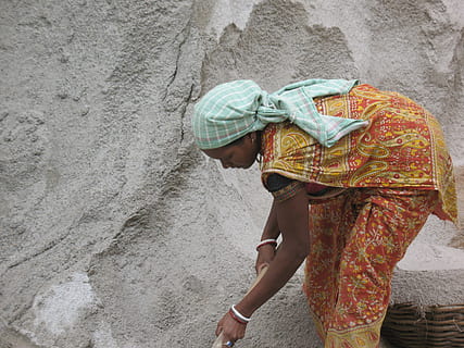 woman, labourer, worker, poor, construction, india, manual HD wallpaper