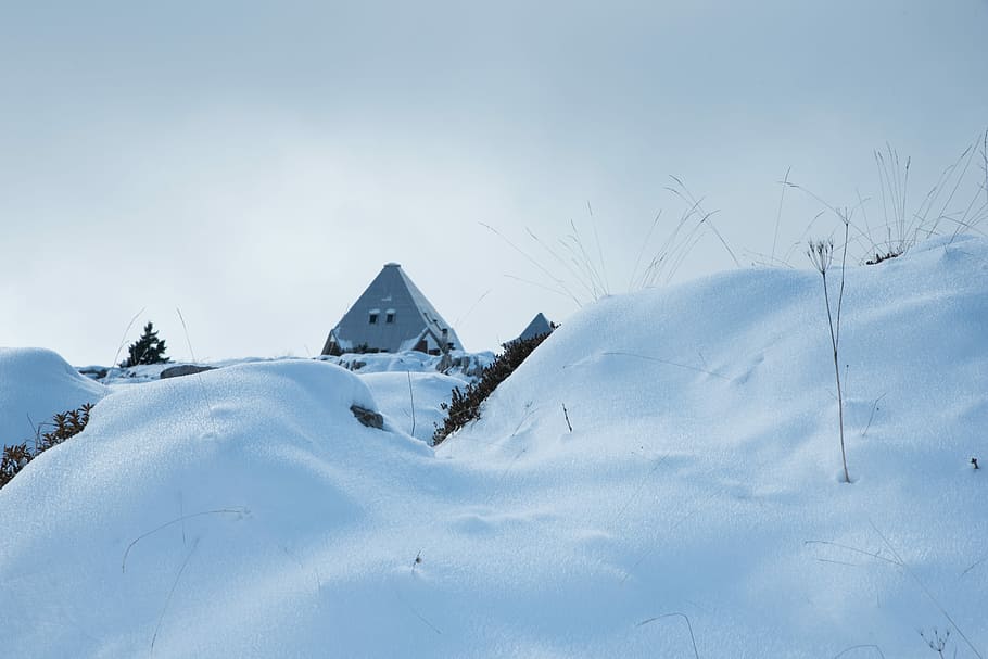 gray house covered with snows, building, architecture, grass HD wallpaper