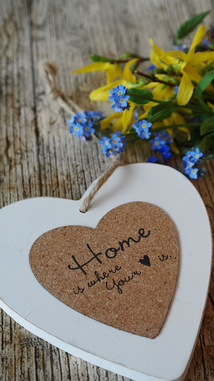white and brown heart-shaped decor, decoration, live, background HD wallpaper