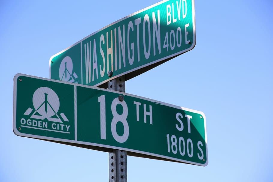 1179x2556px-free-download-hd-wallpaper-street-signs-green