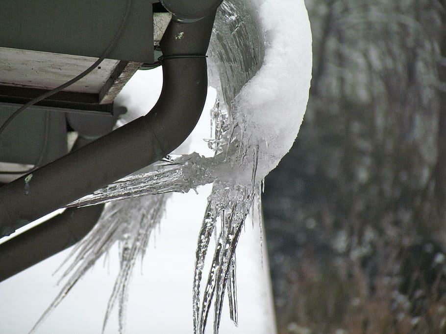 ice, winter, cold, frozen, icicle, gutter, cold temperature HD wallpaper