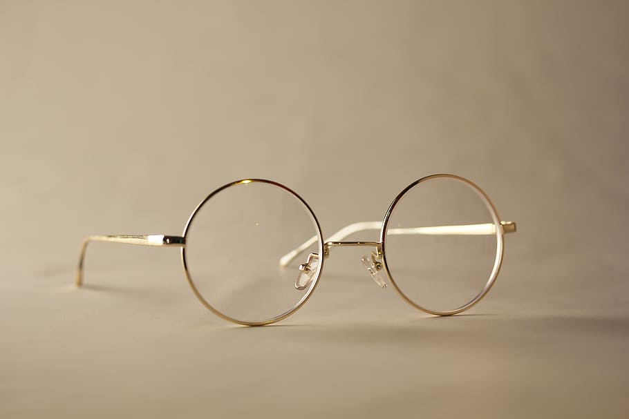 selective focus photo of gold framed hippie eyeglasses, retro HD wallpaper