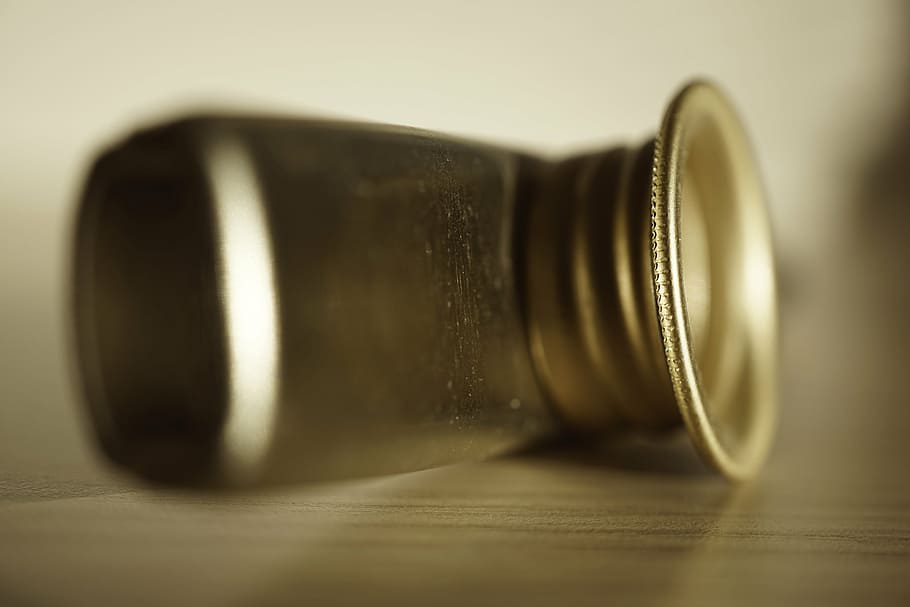 kazoo, instrument, macro, gloss, gold, noble, music, indoors HD wallpaper