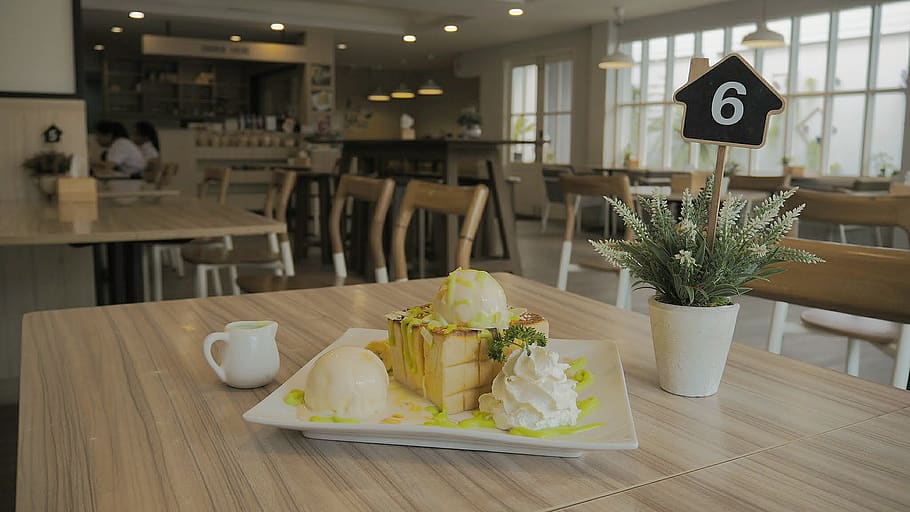 sweets, cafe, food and drink, table, indoors, freshness, wood - material HD wallpaper
