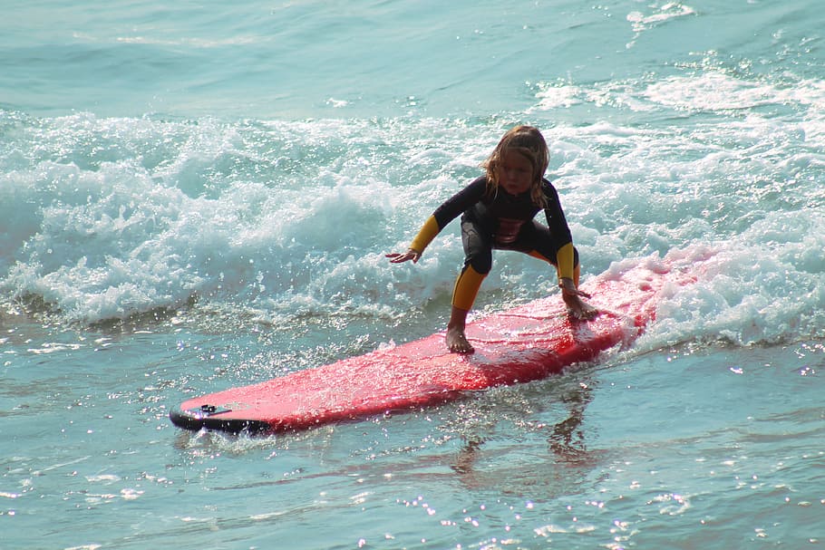 girl riding a surfboard, child, beach, sol, mar, water, kid HD wallpaper