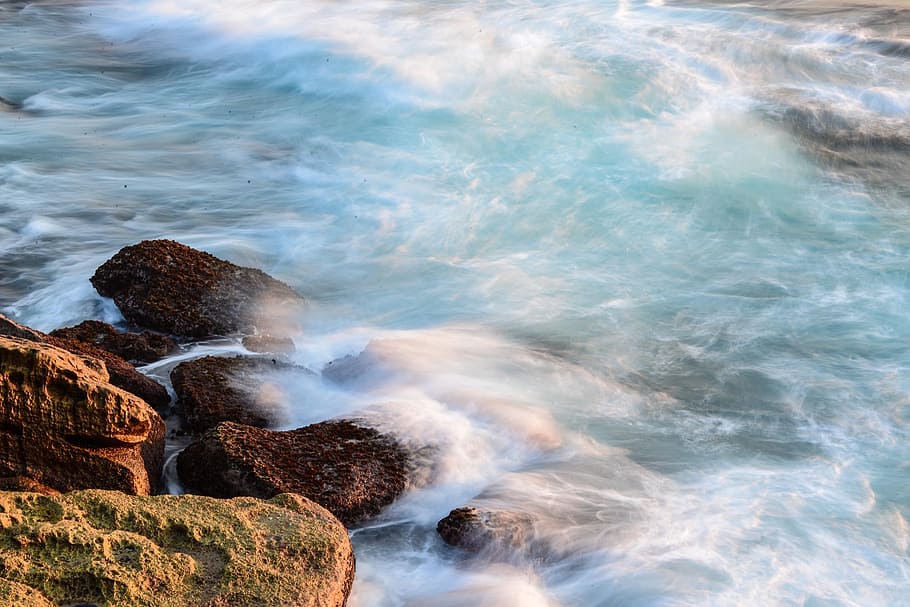 waves splashing on shore, ocean, rocks, sunrise, sea, water HD wallpaper