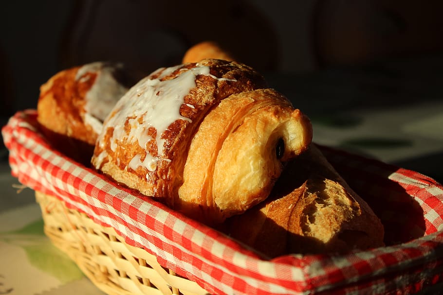 puff pastry, croissants, bread, breakfast, snack, tasty, food HD wallpaper