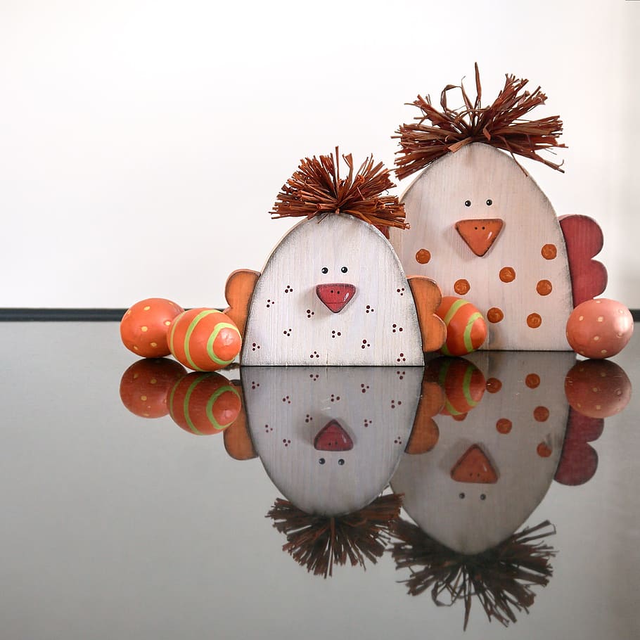two birds table decor, easter, chicken, happy easter, decoration HD wallpaper